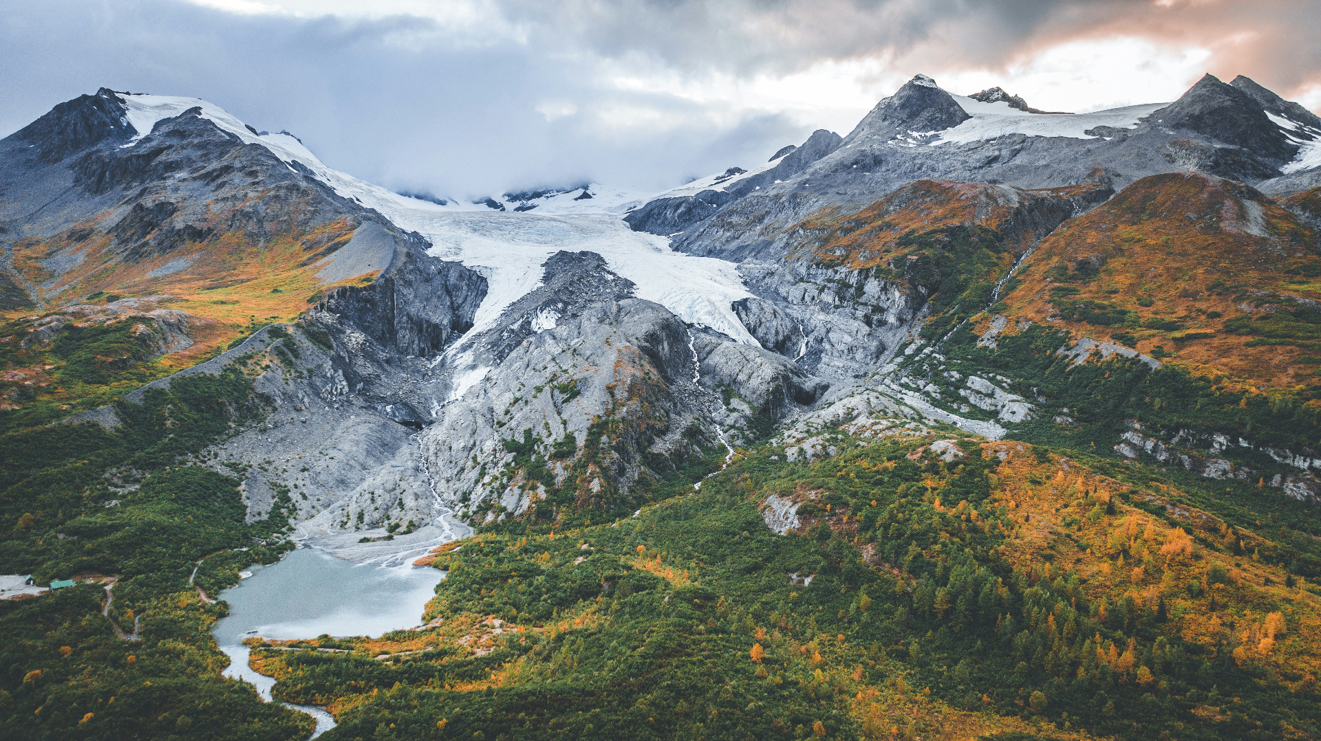 Hatcher Pass scenic mountain landscape with glacial views in Alaska